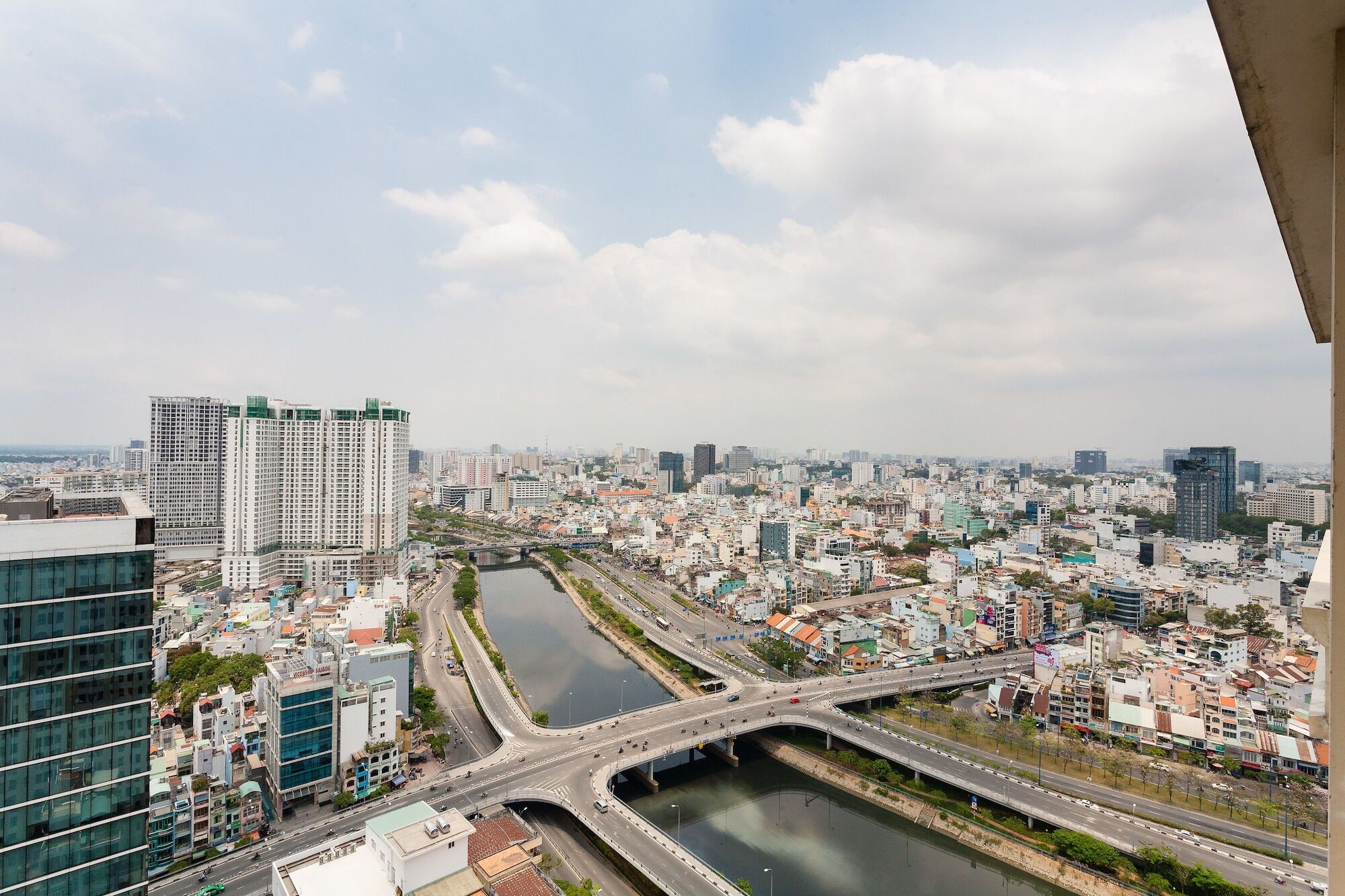 The Manner Luxury Apartment Ho Chi Minh City Exterior photo